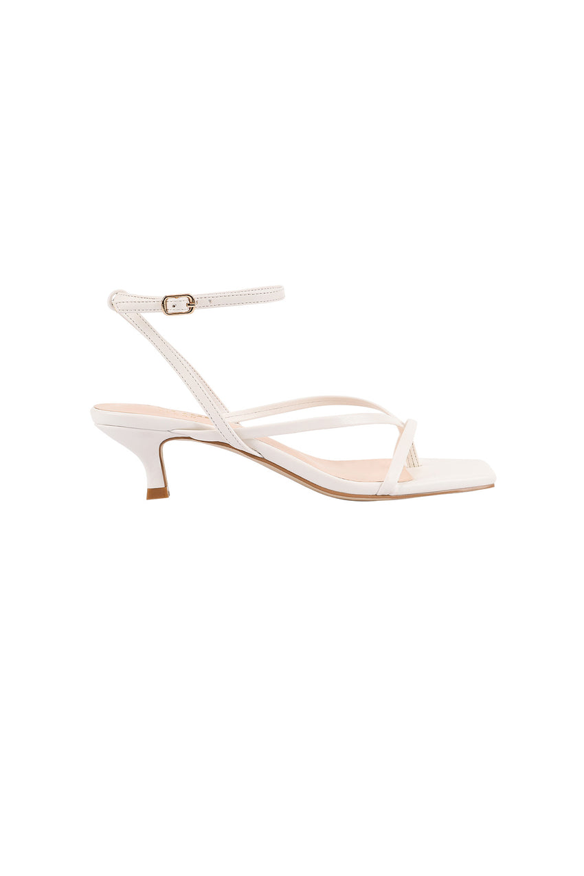 VERALi Maeve Kitten Heel Chalk White
